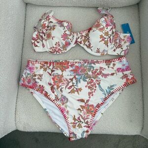Cupshe Floral Bikini Set - White and Red